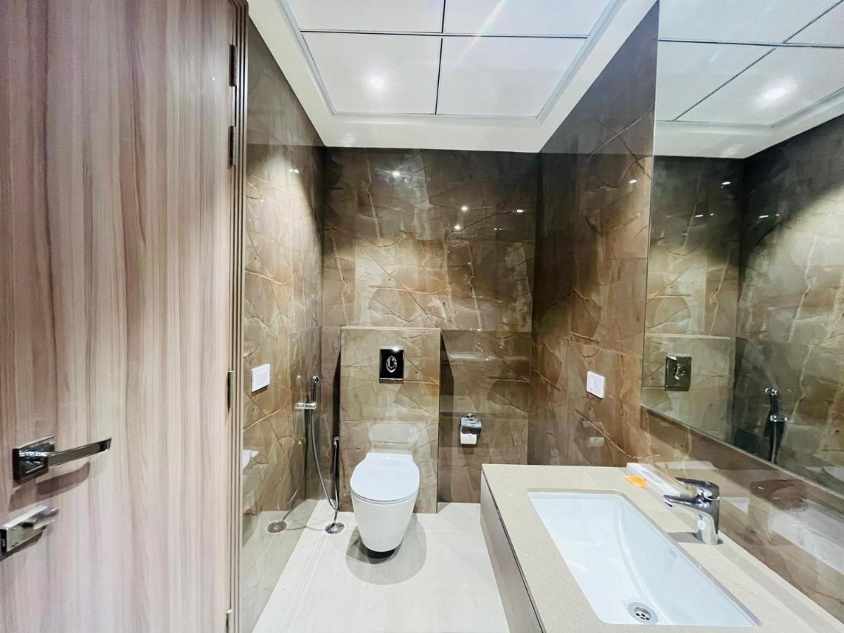Hotel The Royal Vista Varanasi Ngoại thất bức ảnh