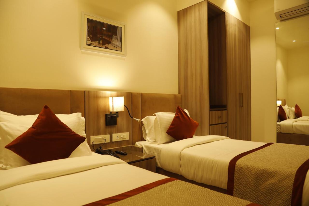 Hotel The Royal Vista Varanasi Ngoại thất bức ảnh