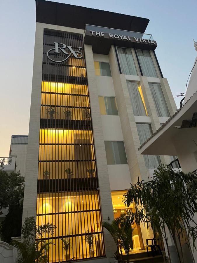 Hotel The Royal Vista Varanasi Ngoại thất bức ảnh