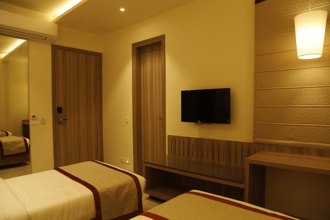 Hotel The Royal Vista Varanasi Ngoại thất bức ảnh