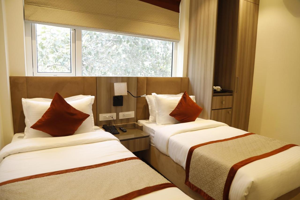 Hotel The Royal Vista Varanasi Ngoại thất bức ảnh