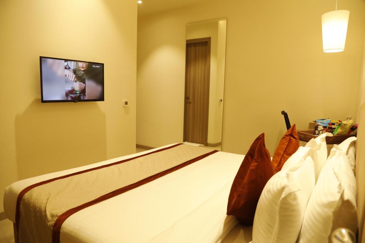 Hotel The Royal Vista Varanasi Ngoại thất bức ảnh