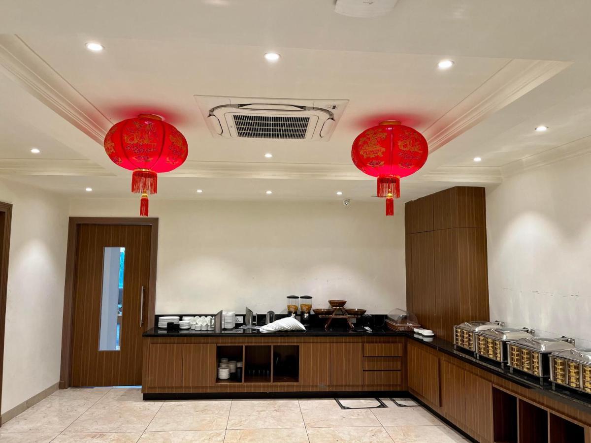 Hotel The Royal Vista Varanasi Ngoại thất bức ảnh